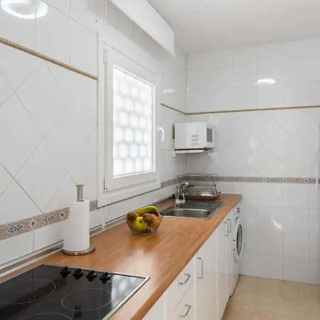 Benasol-1 By Interhome شقة